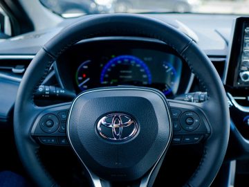 Toyota Corolla Cross Full Híbrido 2022