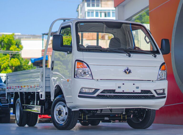 KYC D5 Cabina Sencilla 2026